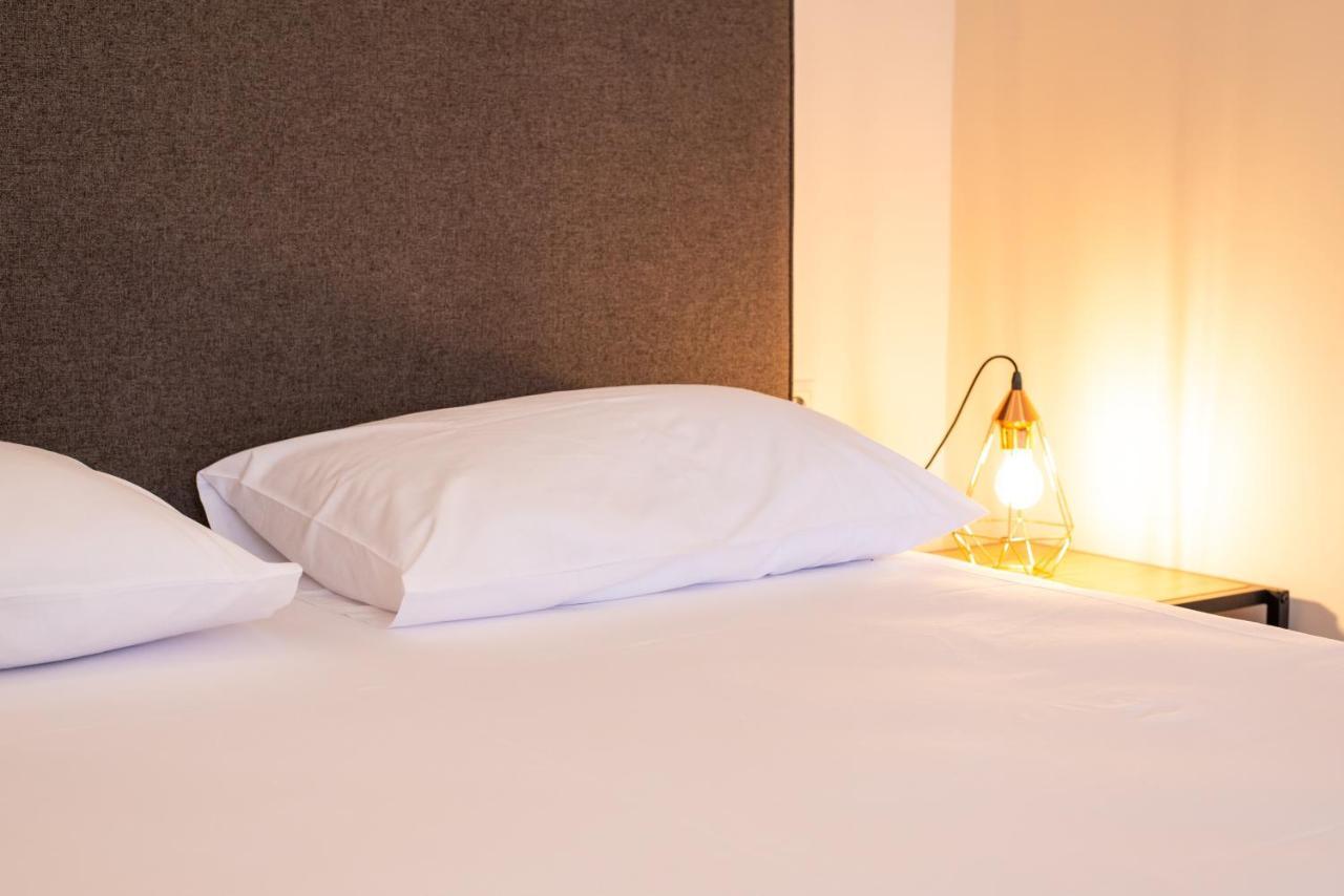 Hotel Mini Near Athen's Airport Free Shuttle From And To Athen's Airport *